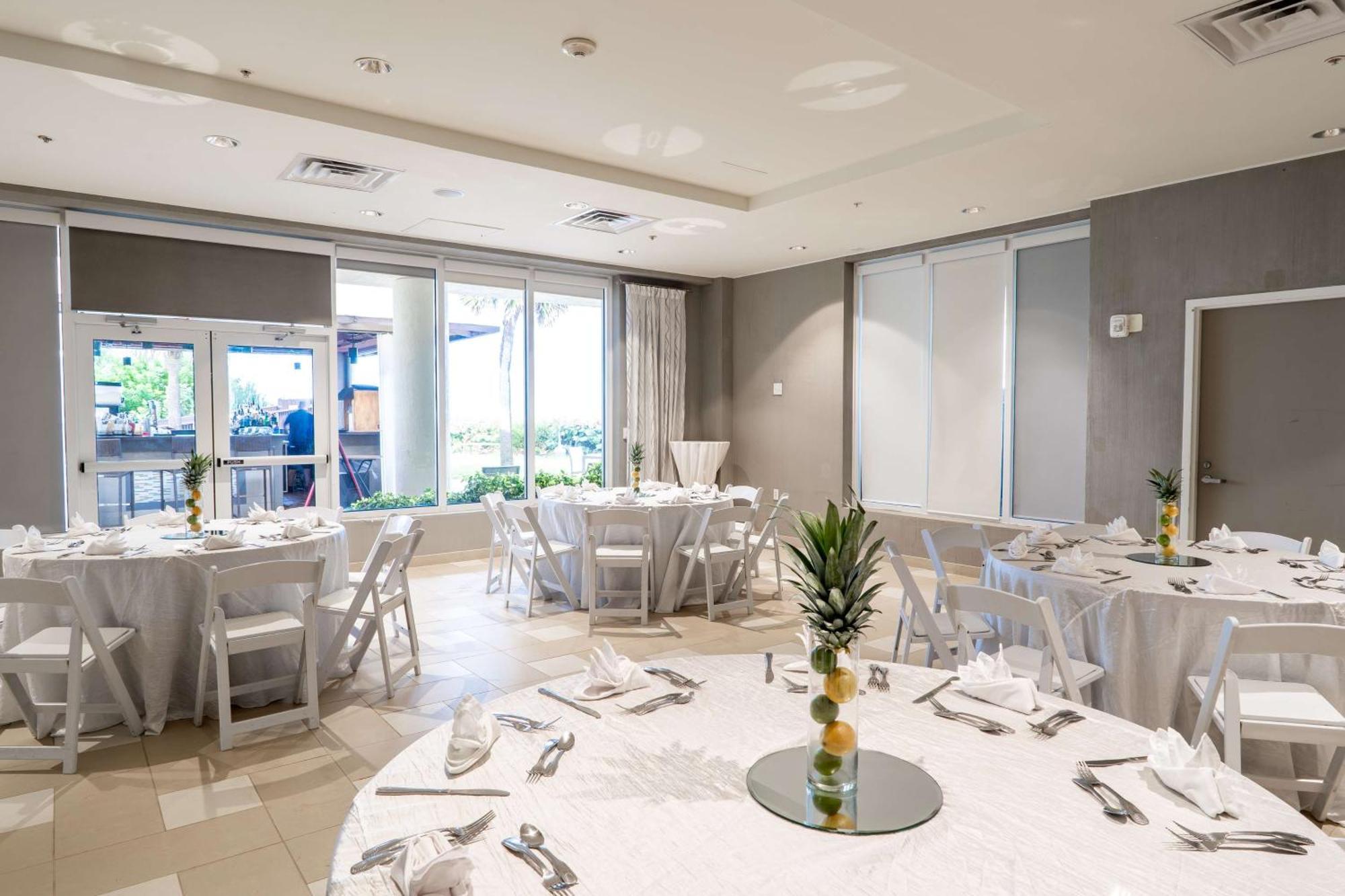 Hilton Melbourne Beach Oceanfront Bagian luar foto