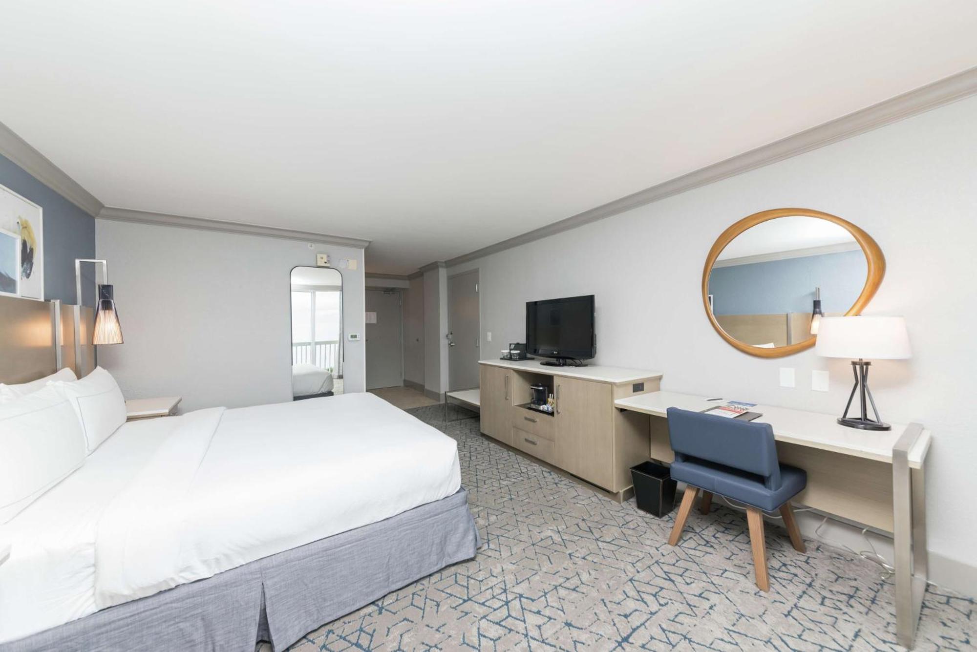 Hilton Melbourne Beach Oceanfront Bagian luar foto