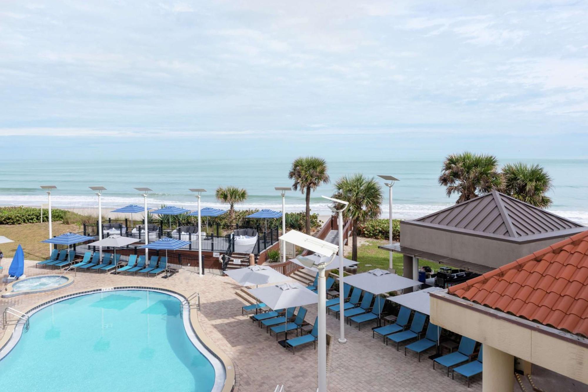 Hilton Melbourne Beach Oceanfront Bagian luar foto
